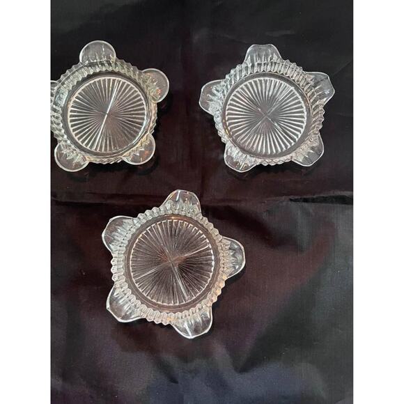 Vintage Mid Century Round Glass ashtrays- Set of 3 - Picture 6 of 10